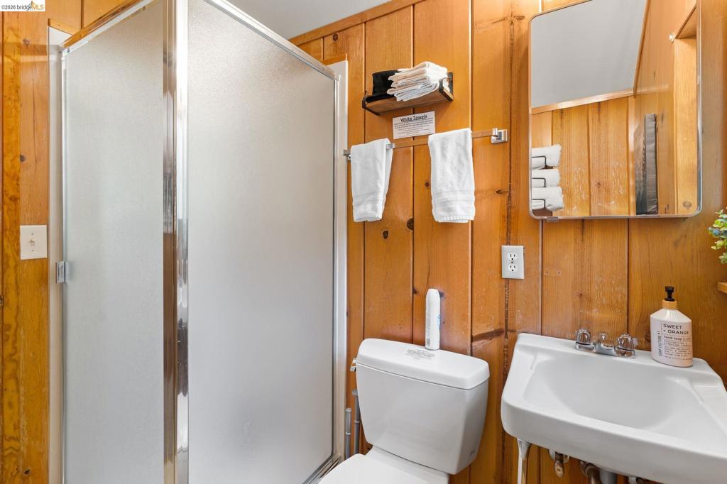 20708 Hekeke Lane Property Photo 29