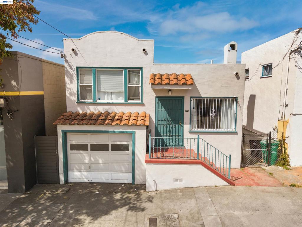 3229 Macarthur Blvd Property Photo 28