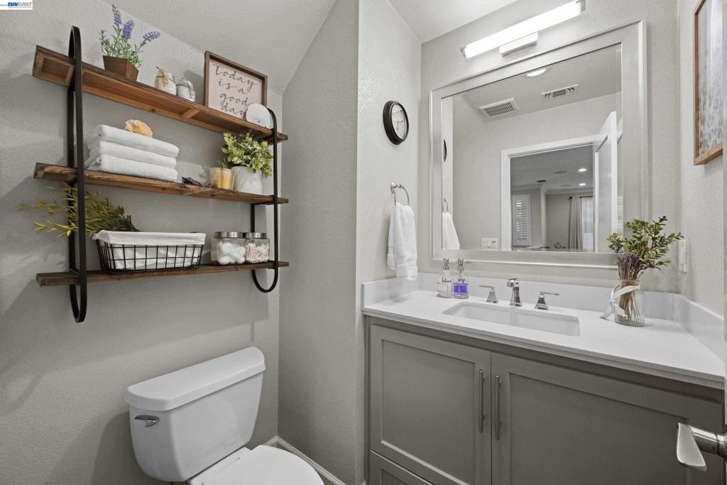241 Fennel Way Property Photo 18