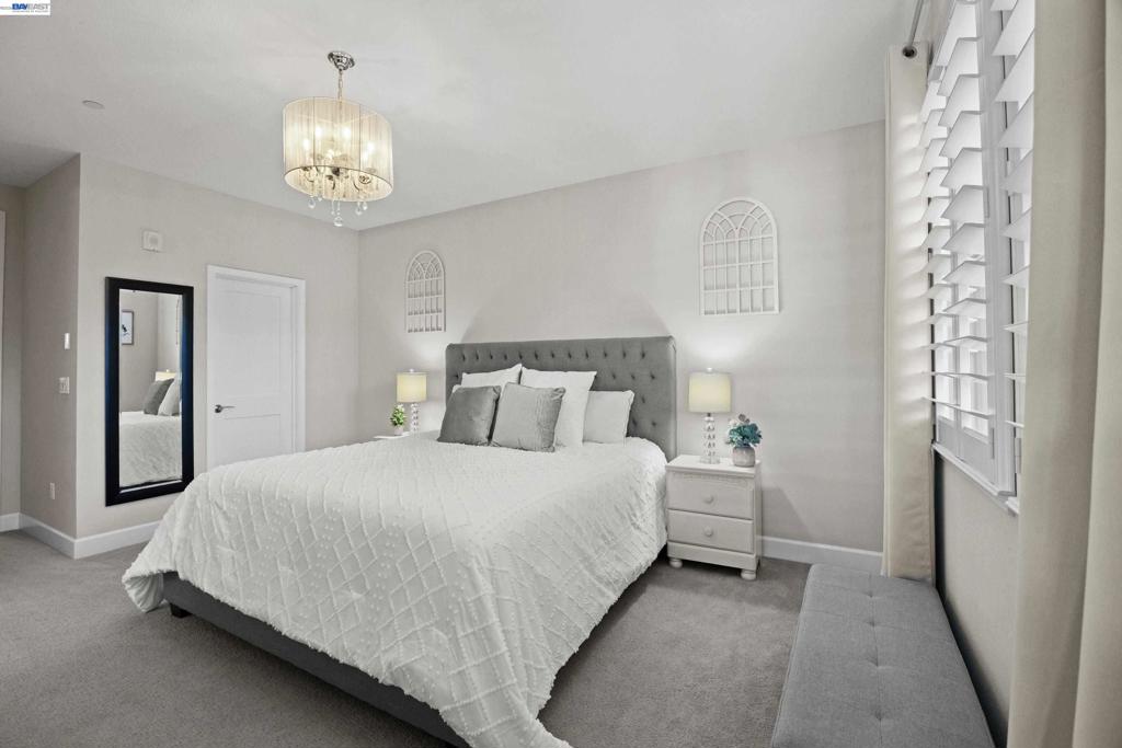 241 Fennel Way Property Photo 21
