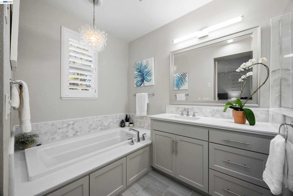 241 Fennel Way Property Photo 24
