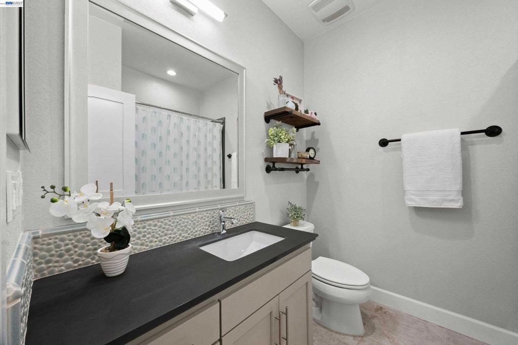 241 Fennel Way Property Photo 30