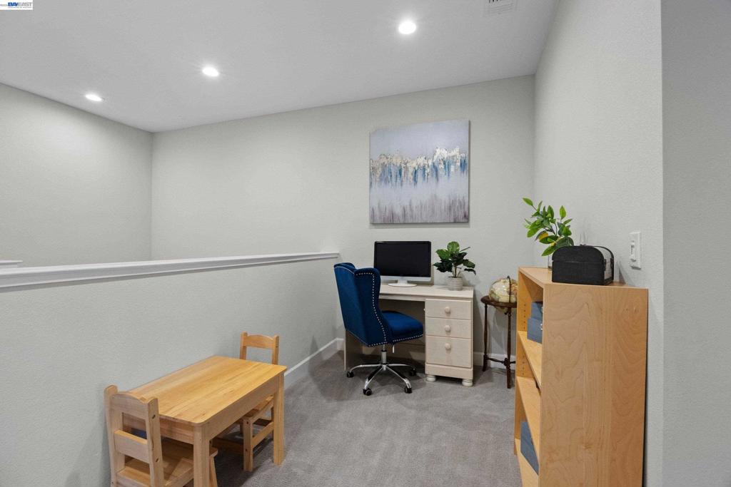 241 Fennel Way Property Photo 33
