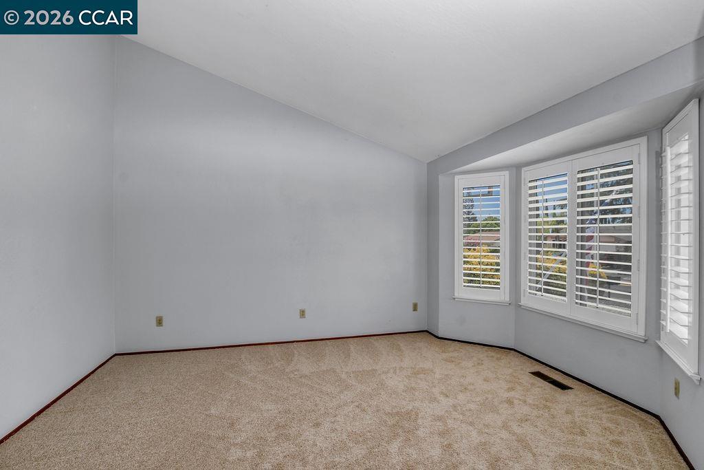 924 Burwood Property Photo 8