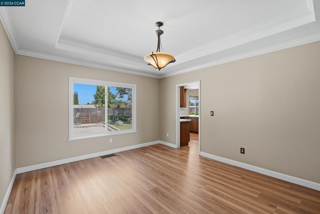454 Bristol Ct Property Photo 19
