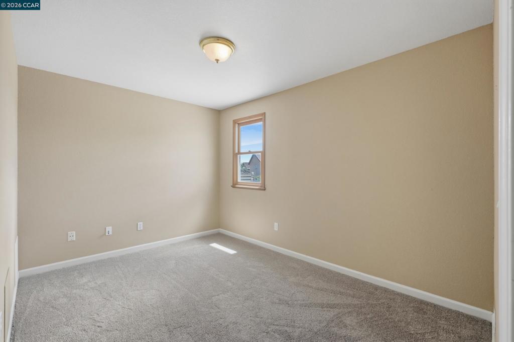 454 Bristol Ct Property Photo 29