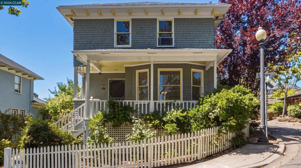 133 Pinole St Property Photo 3