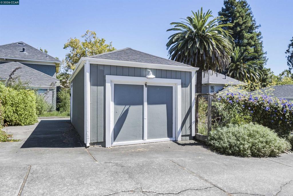133 Pinole St Property Photo 26
