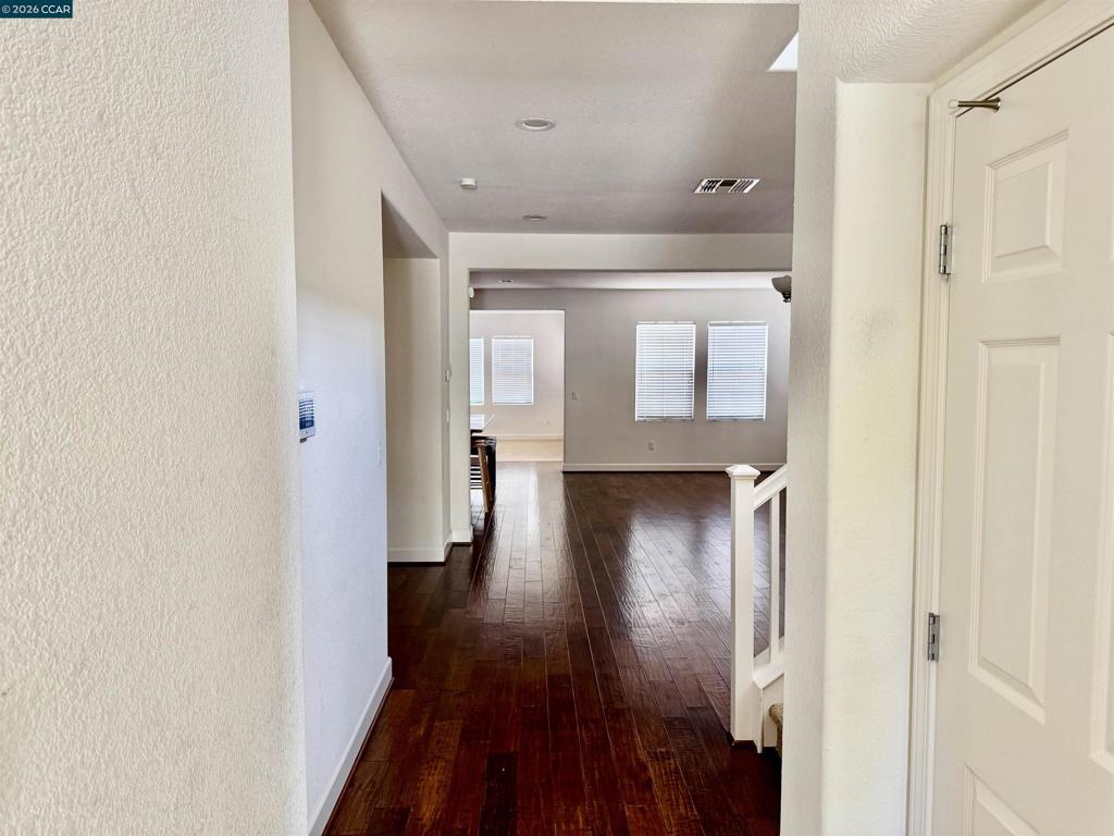 435 W Questa Trl Property Photo 3