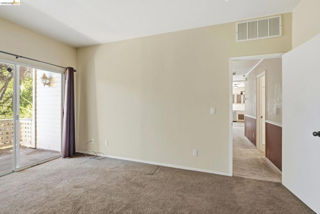 243 Florence Ct Property Photo 16