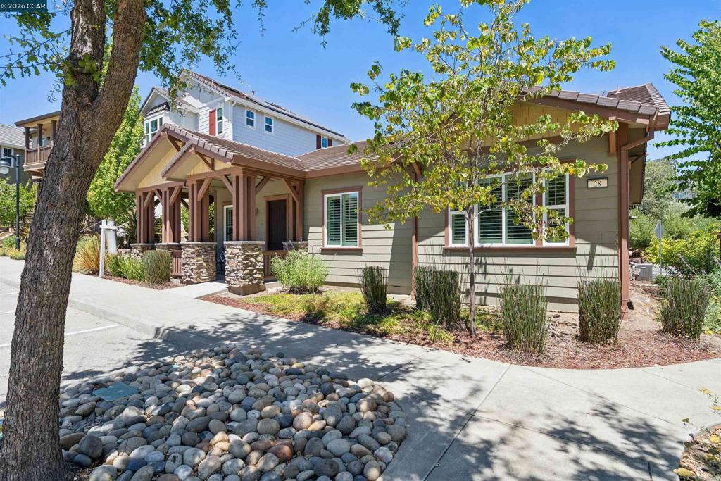 28 Wild Plum Way Property Photo 2