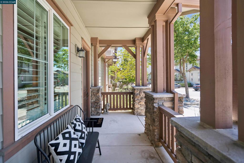 28 Wild Plum Way Property Photo 3