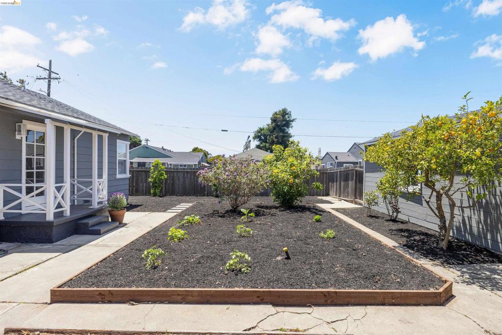 5101 Tehama Ave Property Photo 37