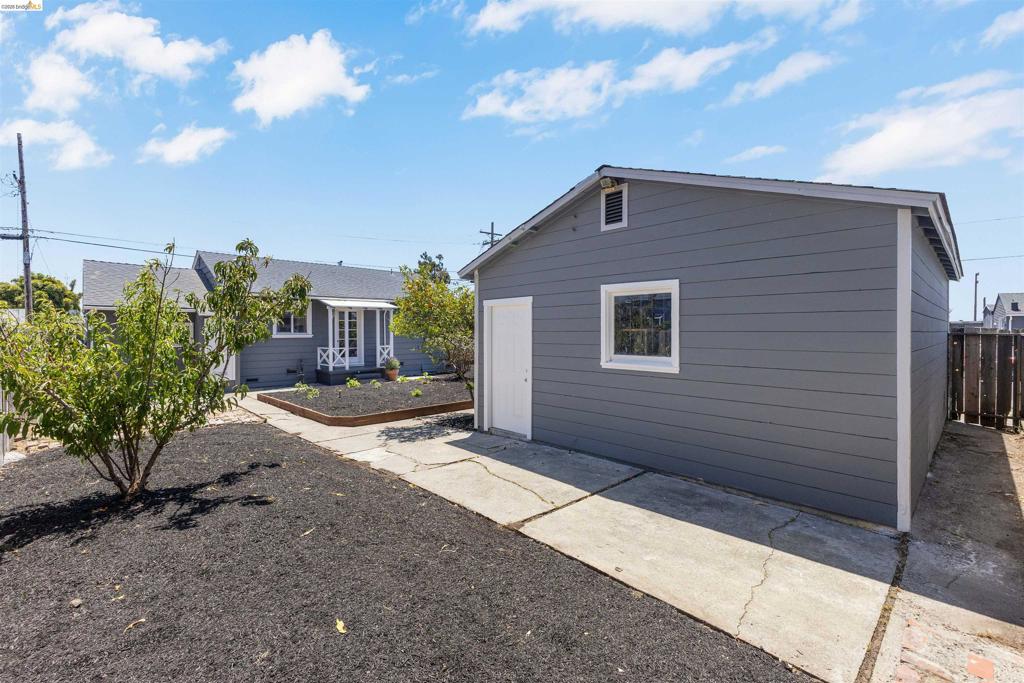 5101 Tehama Ave Property Photo 38