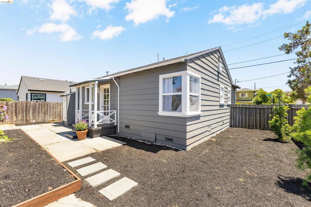5101 Tehama Ave Property Photo 44