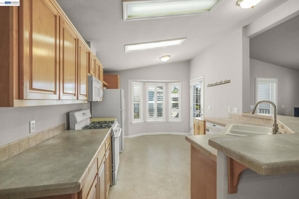 3263 Vineyard Ave., #16 Property Photo 12