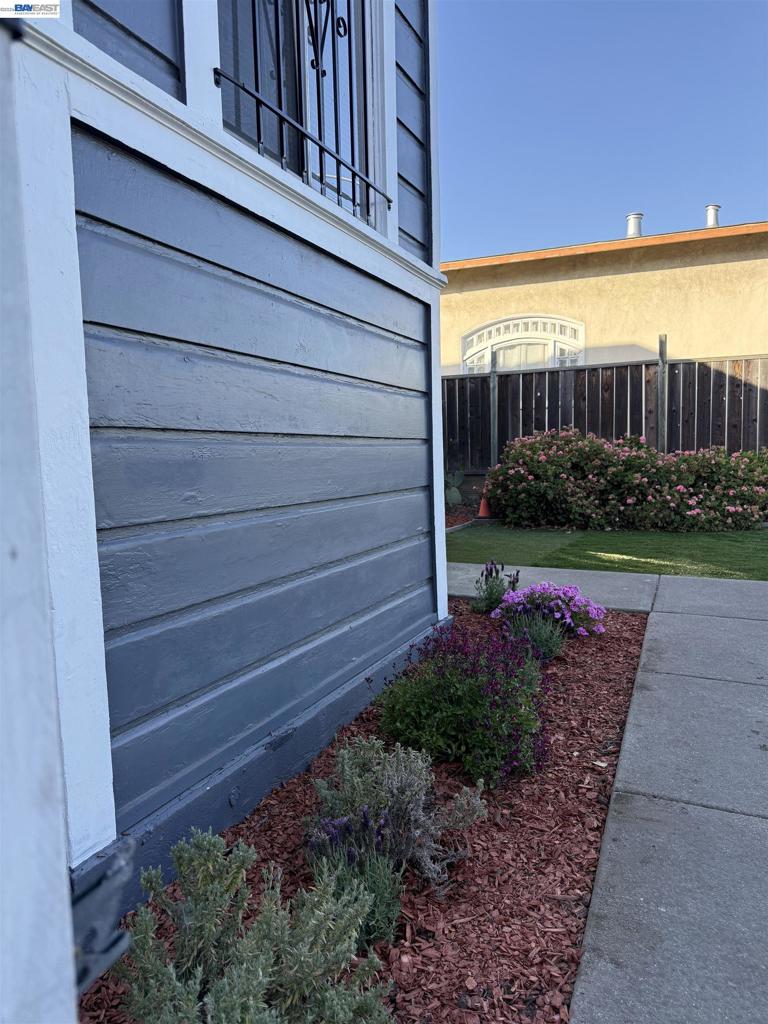 550 Marina Blvd Property Photo 27