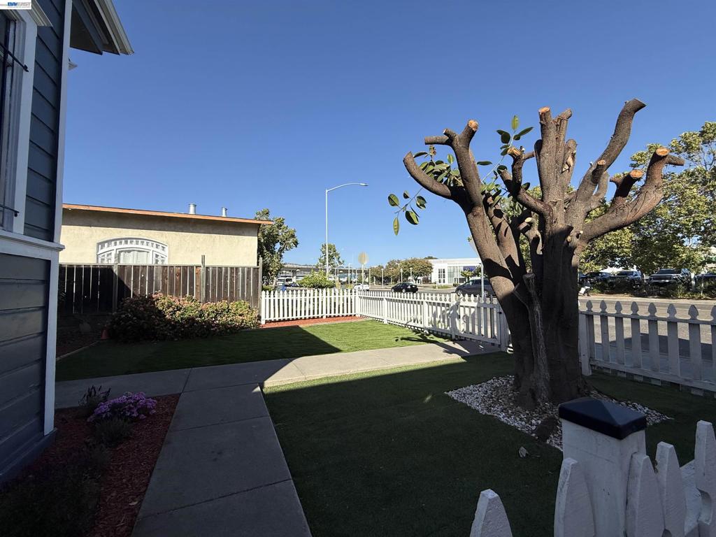 550 Marina Blvd Property Photo 29