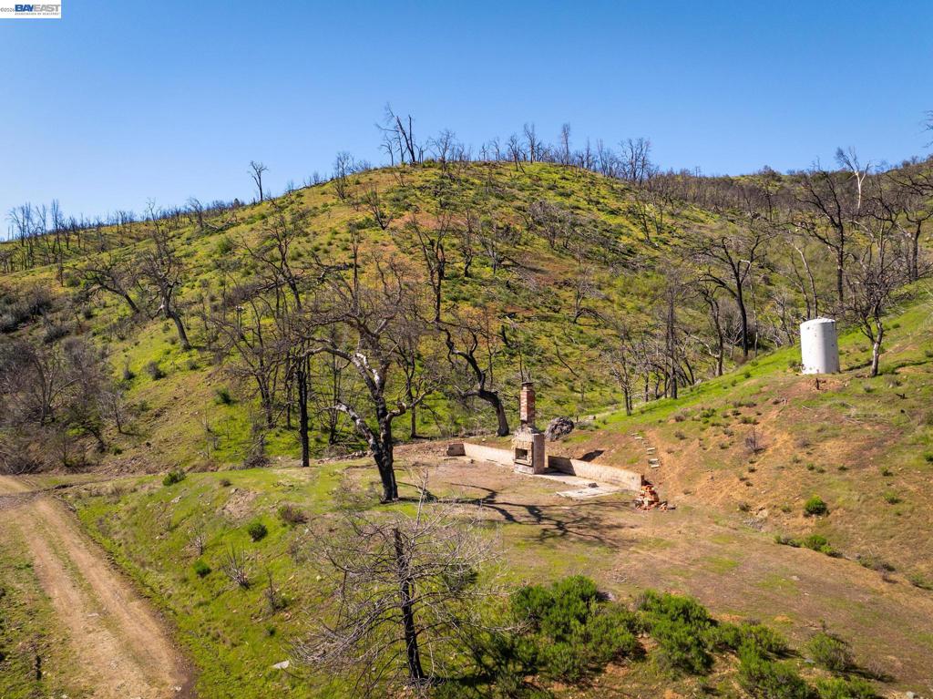 15676 W Corral Hollow Rd Property Photo 3