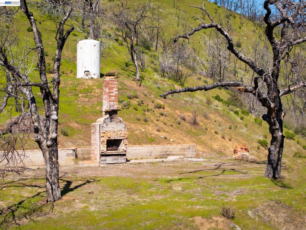 15676 W Corral Hollow Rd Property Photo 4