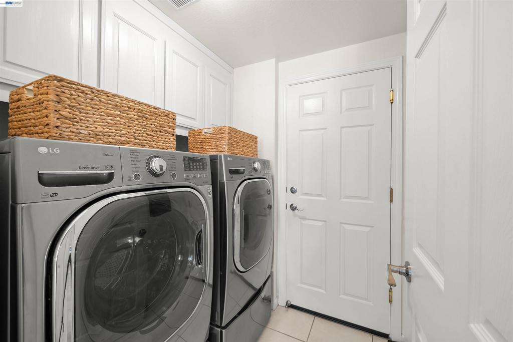 1024 Belleterre Dr Property Photo 26