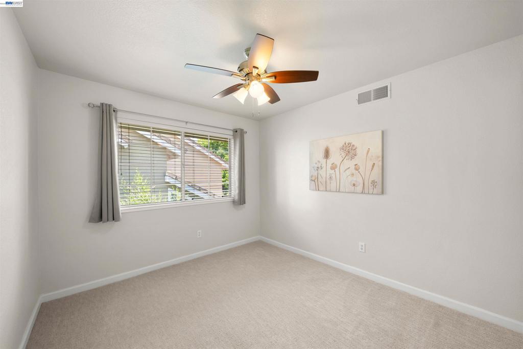 1024 Belleterre Dr Property Photo 40