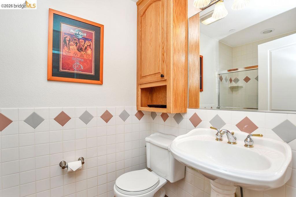 6170 Sellers Ave Property Photo 23