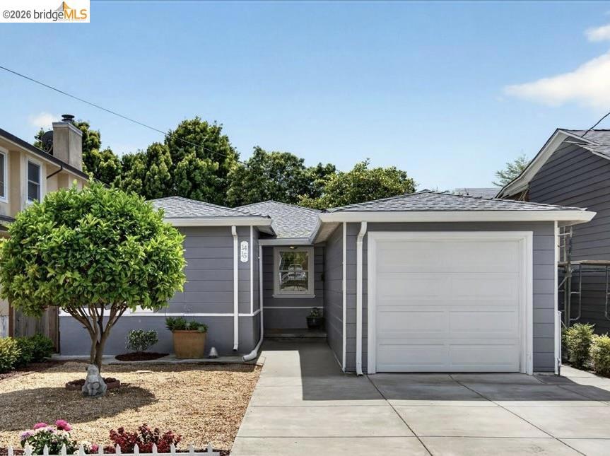 1415 Richmond St Property Photo 1