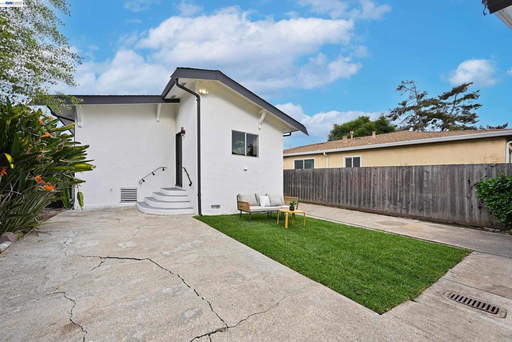 22 Garden Rd Property Photo 32