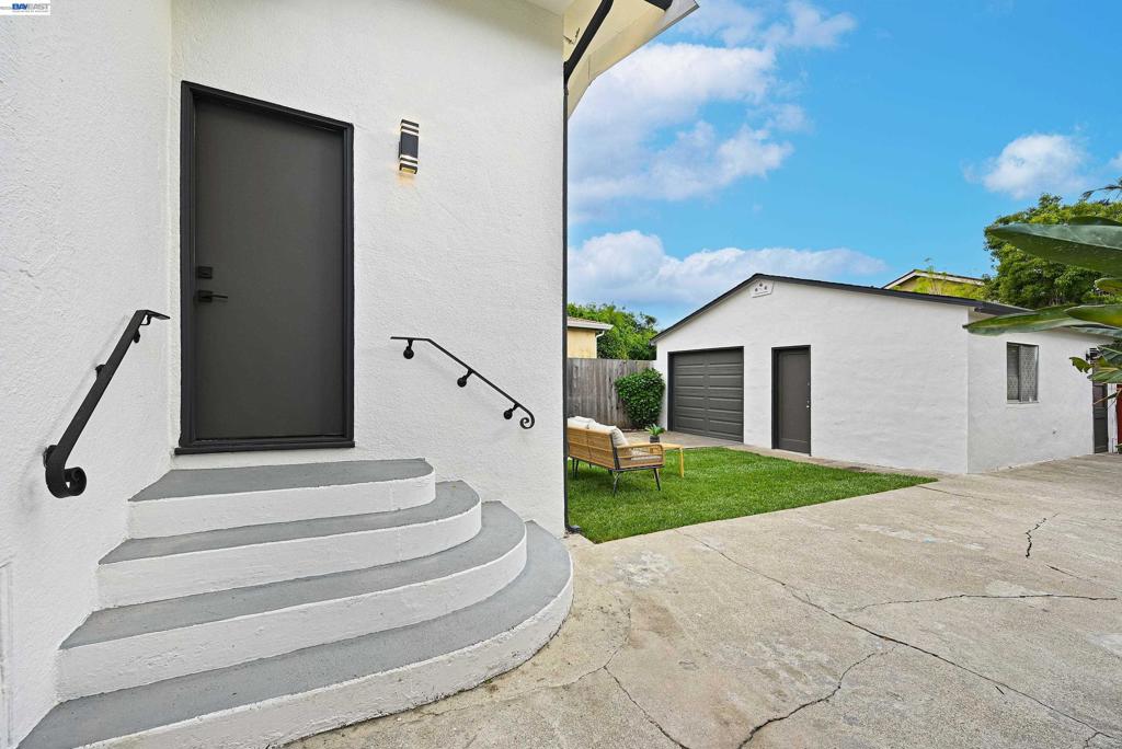 22 Garden Rd Property Photo 34