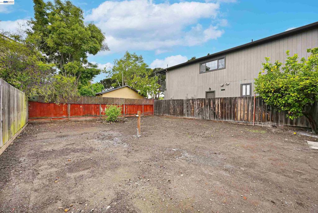 22 Garden Rd Property Photo 37