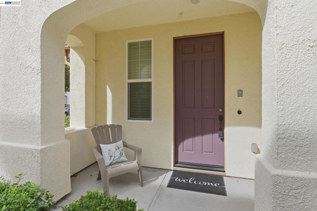 152 Heligan Lane Property Photo 3