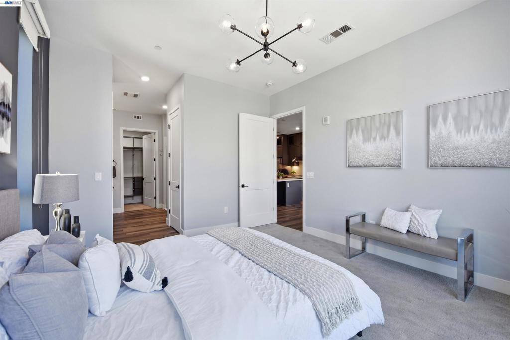 2339 Kinetic Cmn 312 Property Photo 21