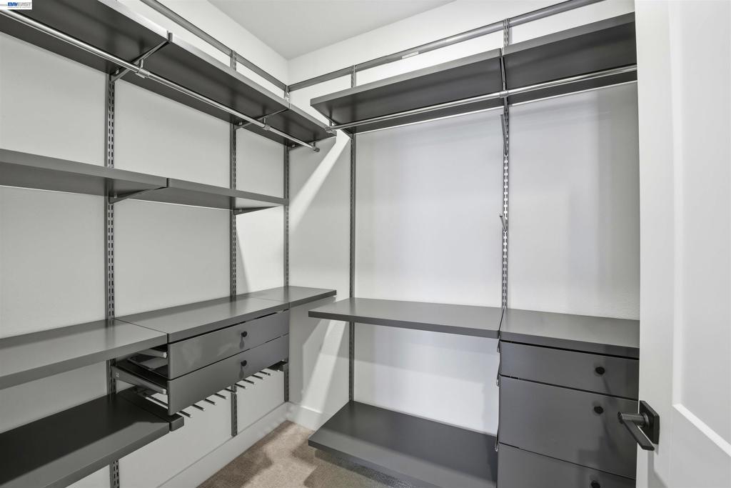 2339 Kinetic Cmn 312 Property Photo 25