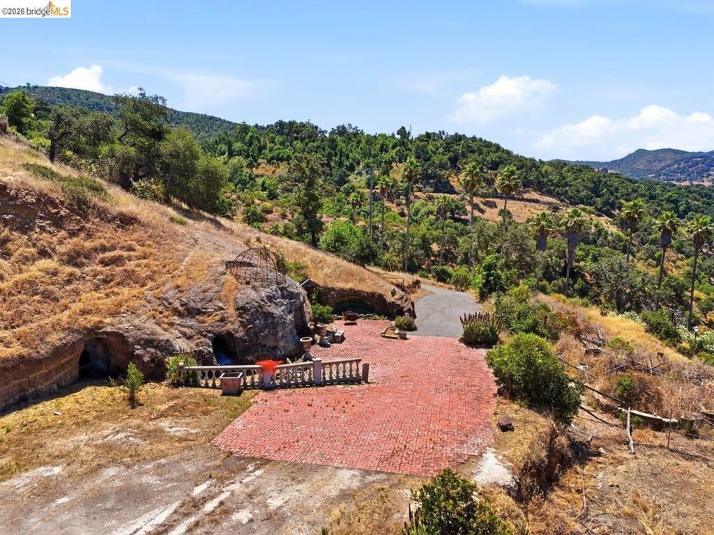 41141005 Property Photo 16