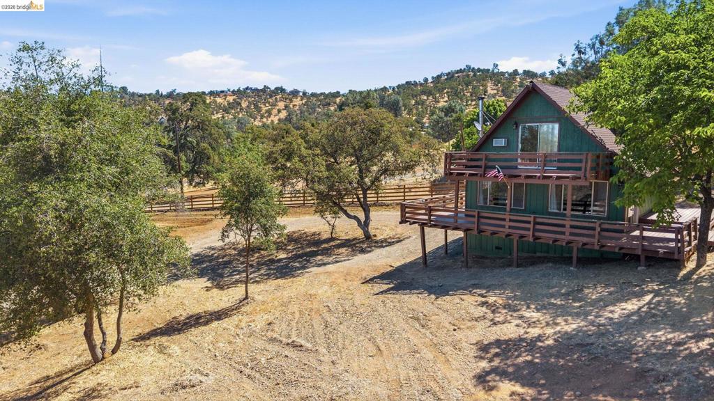 13575 Colina Way Property Photo 2
