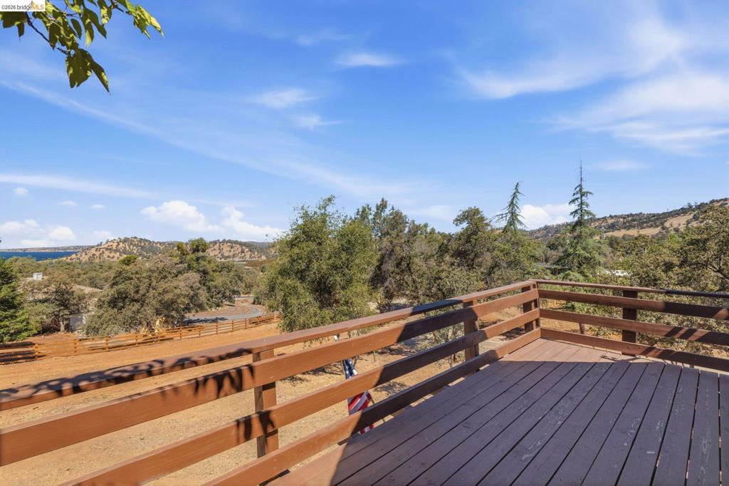 13575 Colina Way Property Photo 31