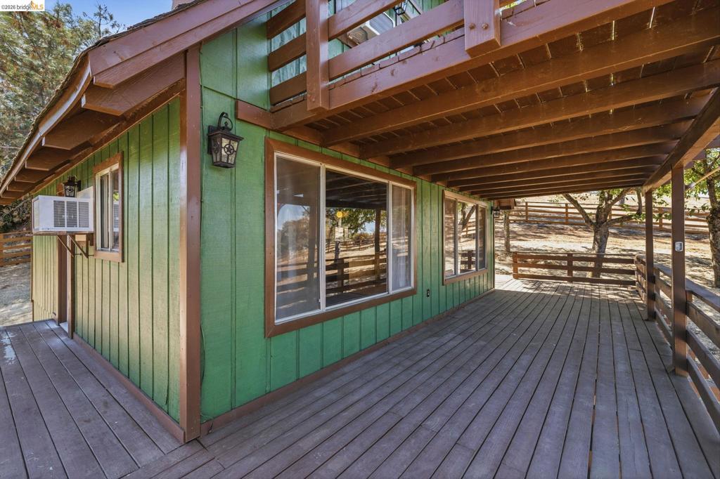 13575 Colina Way Property Photo 36