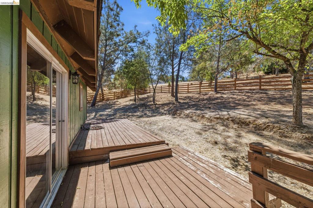 13575 Colina Way Property Photo 37