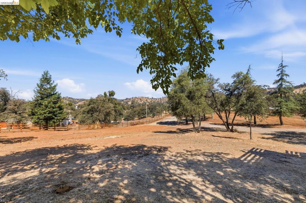 13575 Colina Way Property Photo 39