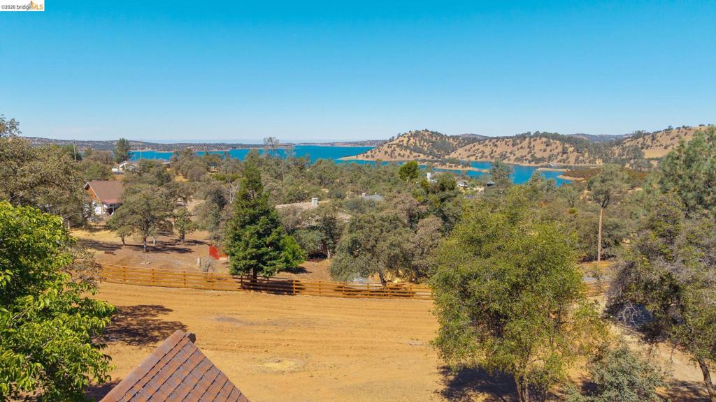 13575 Colina Way Property Photo 45