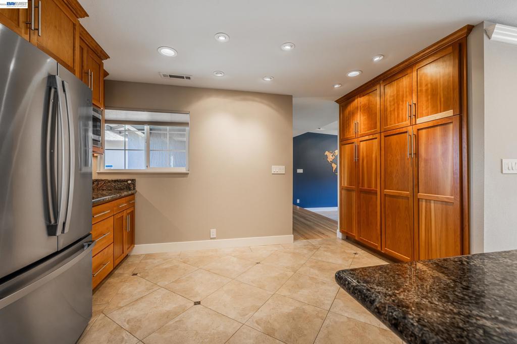 4601 Wilson Ln Property Photo 24