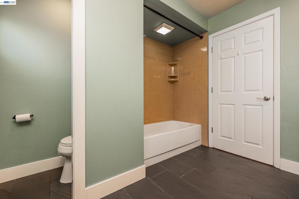 4601 Wilson Ln Property Photo 36