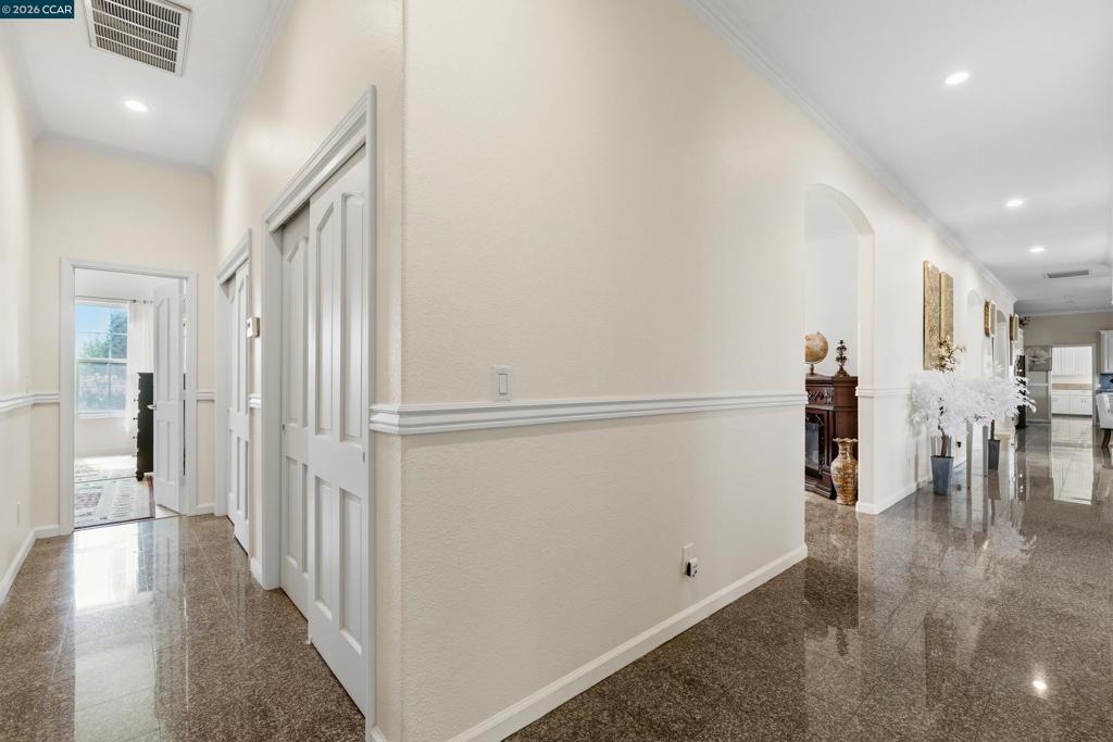 12732 N West Ln Property Photo 24