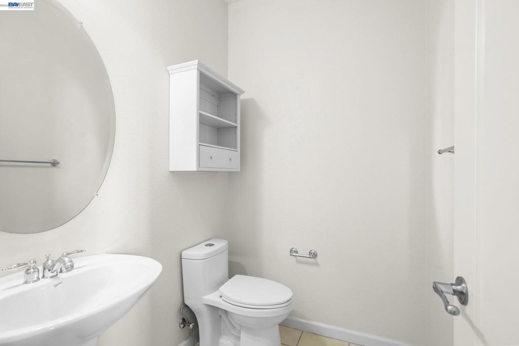 2472 Grant St Property Photo 16