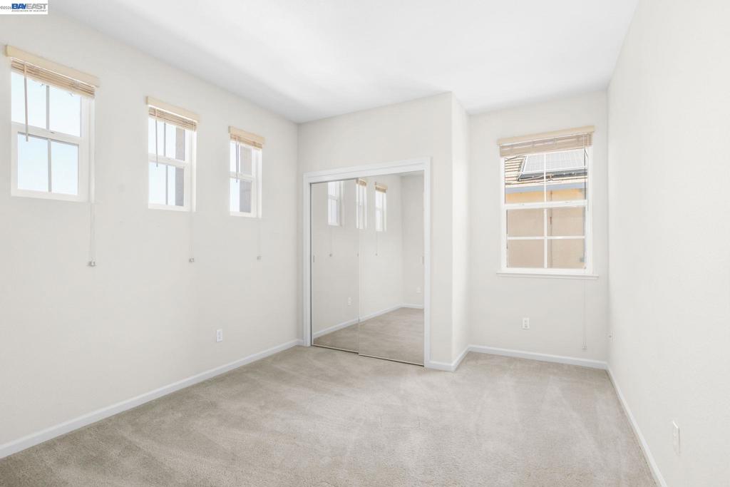 2472 Grant St Property Photo 21