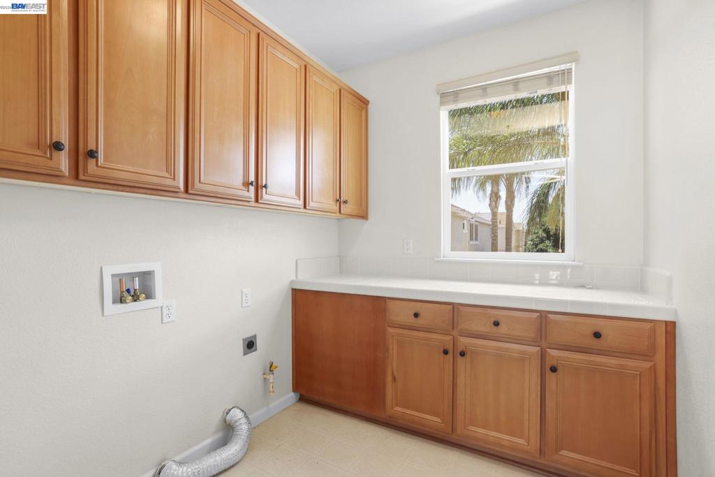 2472 Grant St Property Photo 25