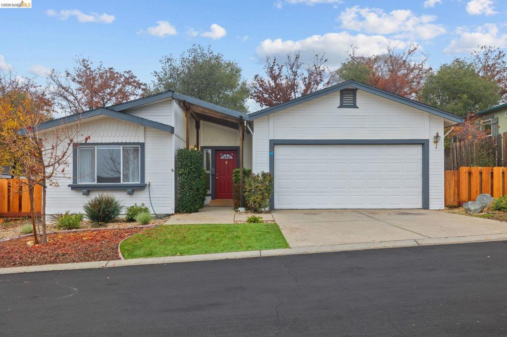 12660 Red Chesnut #18 Property Photo 2