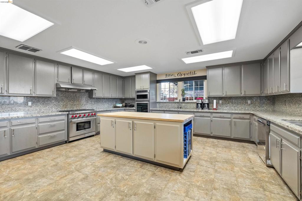 12660 Red Chesnut #18 Property Photo 33