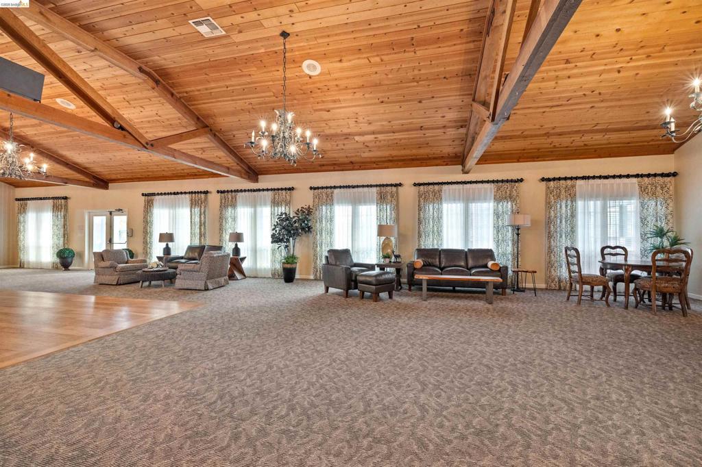12660 Red Chesnut #18 Property Photo 35